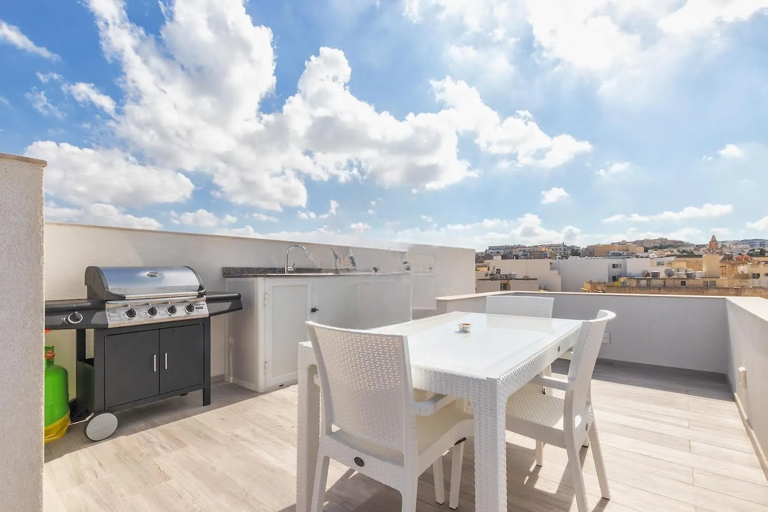 Appartement The Penthouse à San Ġiljan 0*,  Malte