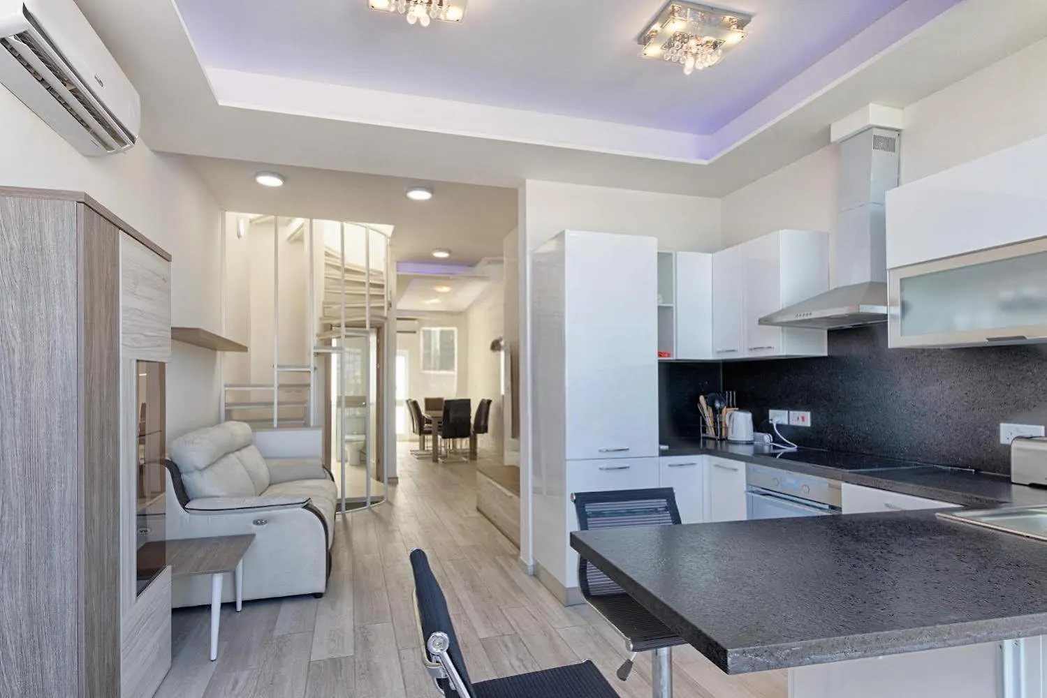 The Penthouse Daire Saint Julian's